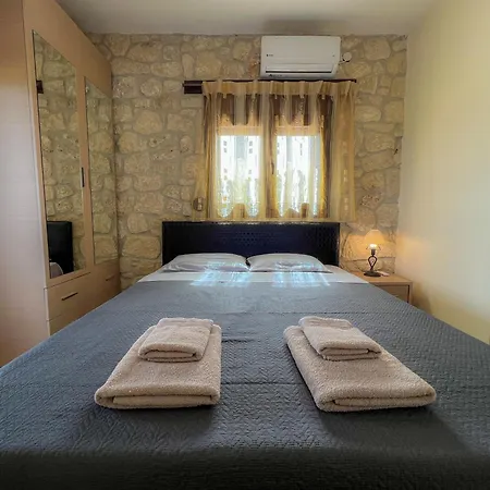 Artis Stone Heaven Retreat *