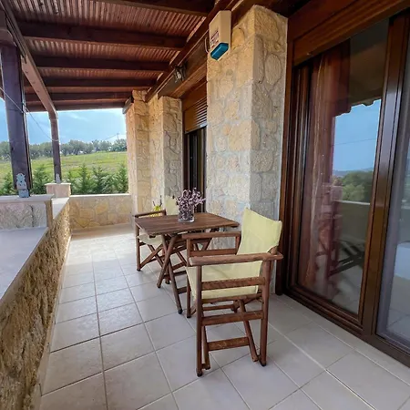 Artis Stone Heaven Retreat בית נופש *